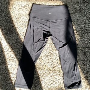 Black Lululemon Align leggings